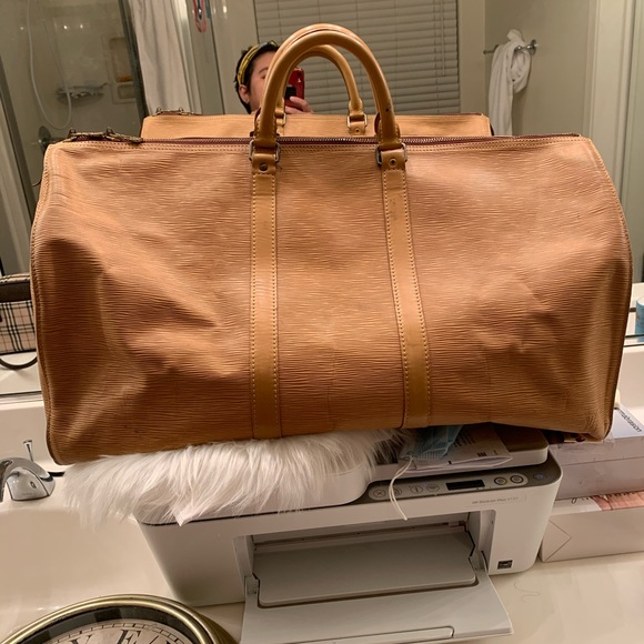 Authentic Louis Vuitton epi Kepall 55 - Picture 2 of 8
